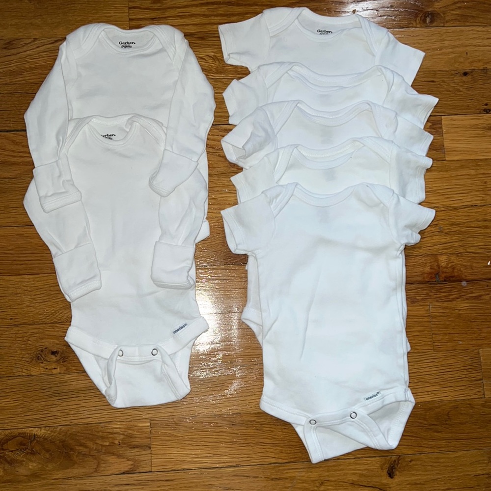 Onesies (7 PACK)